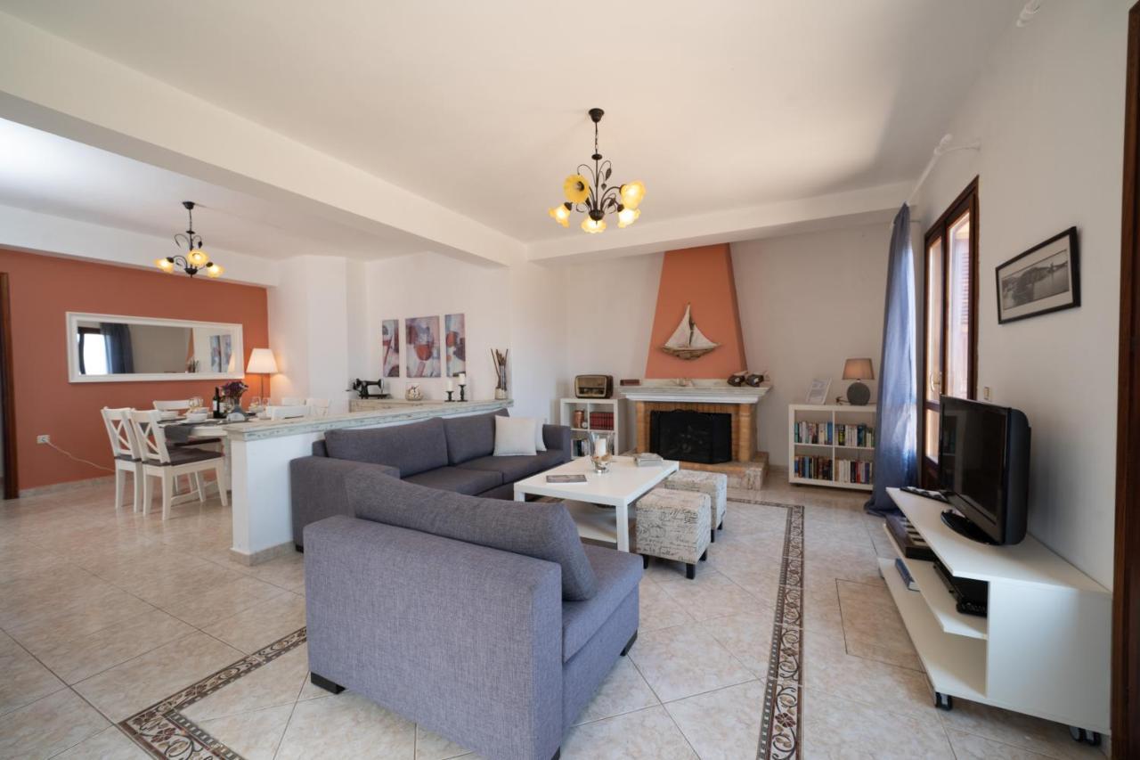 Guiscardos Luxury Villa Фискардо Екстериор снимка