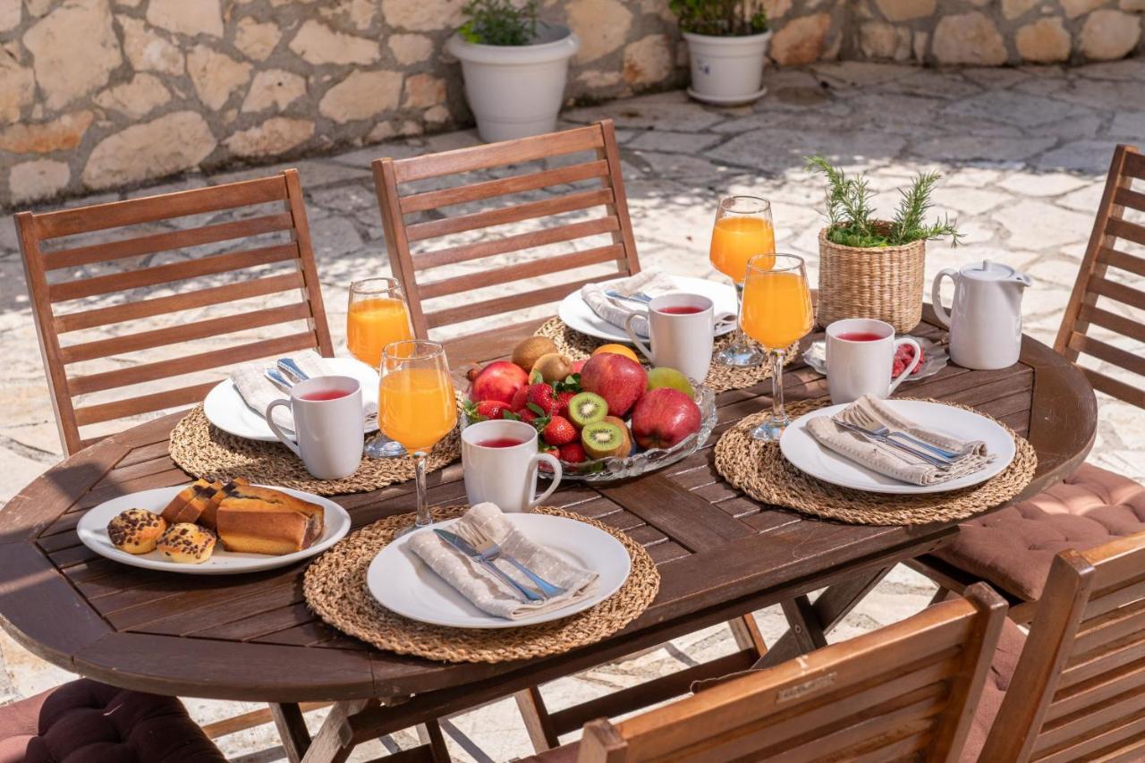 Guiscardos Luxury Villa Фискардо Екстериор снимка